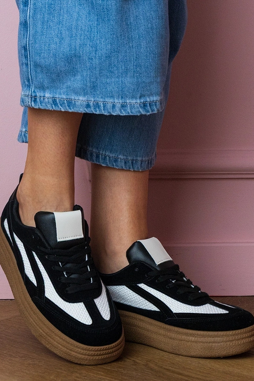 Kamela baskets noires à plateforme... Kamela baskets noires à plateforme...