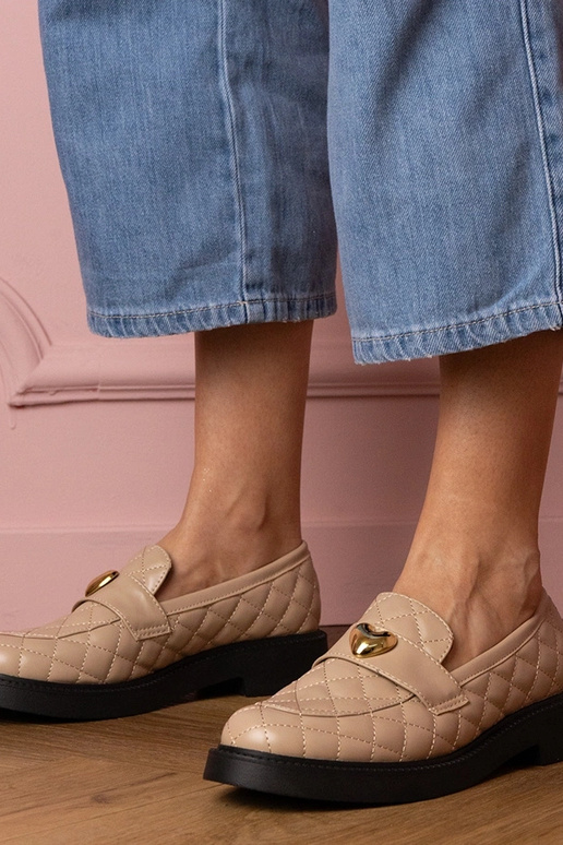 Zandkleurige dames mocassins met... Zandkleurige dames mocassins met...