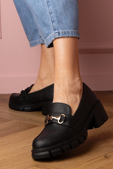 Schwarze Damen- Halbschuhe... 2