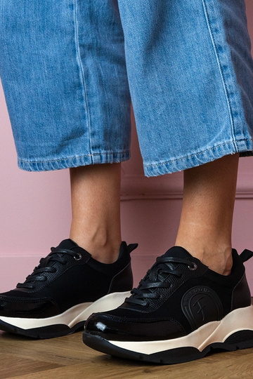 Zwarte dames sportschoenen Wener