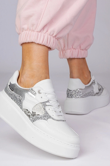 Baskets blanches avec... 2