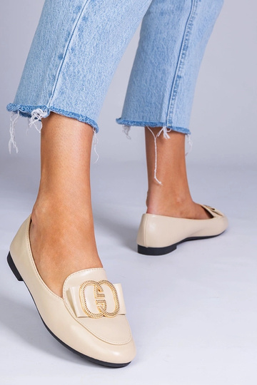 Zandkleurige dames... 2