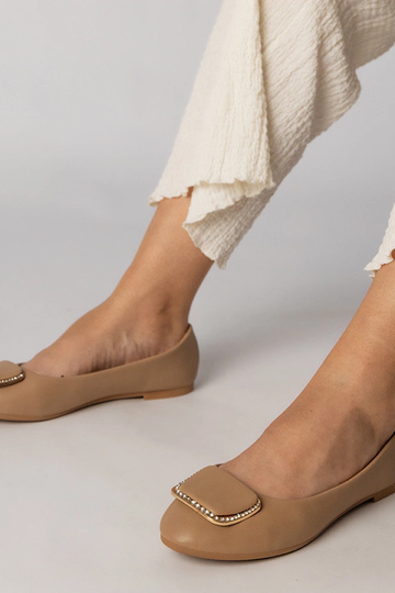 Ballerines brunes pour femmes avec des pierres en zircon, « Bejla »
