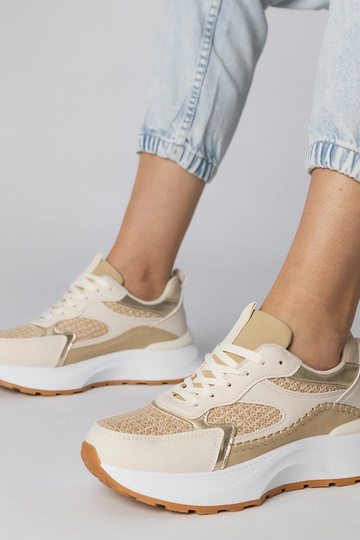 Baskets de sport couleur...