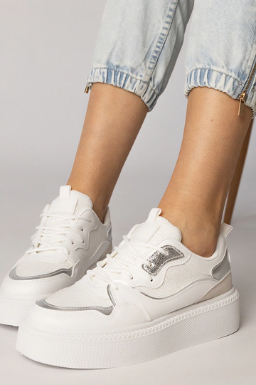 Witte sportschoenen met... 2