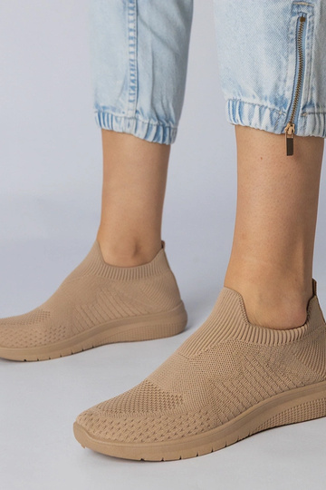 Zandkleurige sportschoenen met soktype schacht, „Kreta"