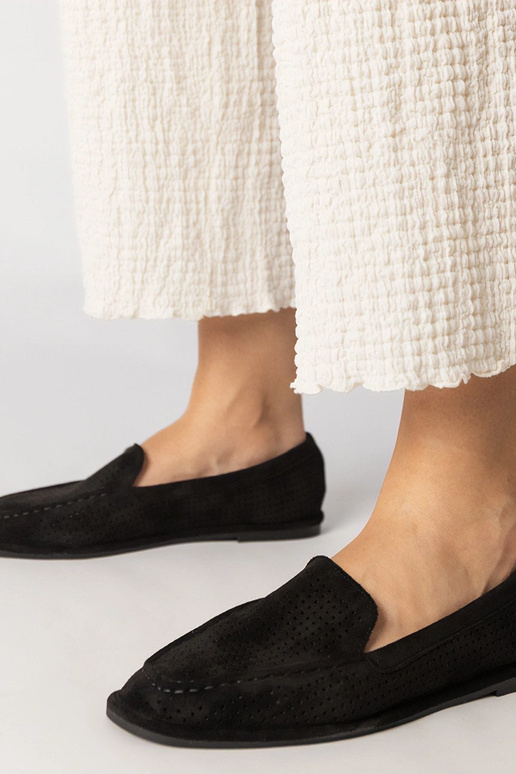 Schwarze durchbrochene Mokassins aus...