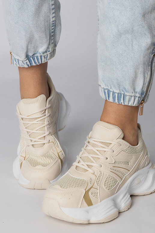 Sandfarbene Sportschuhe mit massiver...