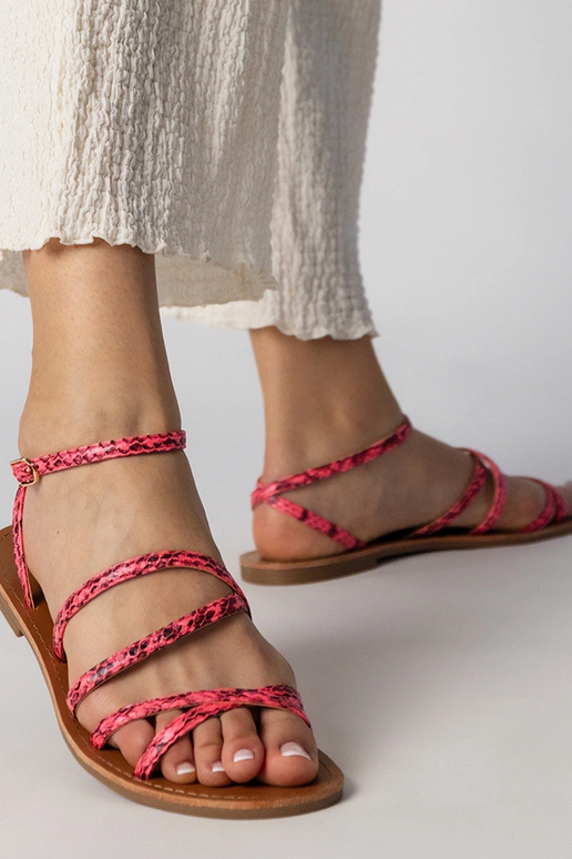 Sandales roses à semelle plate, «...