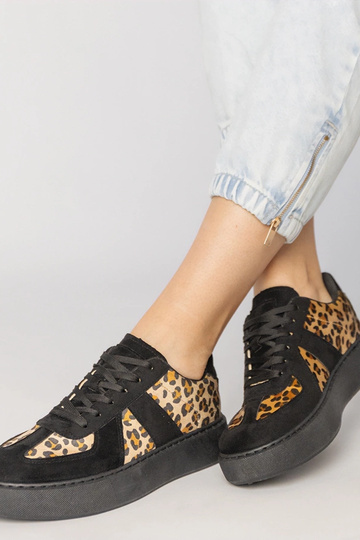 Baskets de sport noires à motif panthère, « Toris »