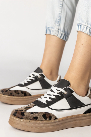 Baskets de sport noires et blanches avec insert panthère, « Meril »