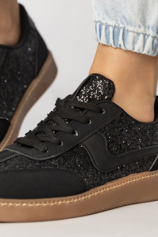 Baskets de sport noires pour femmes...