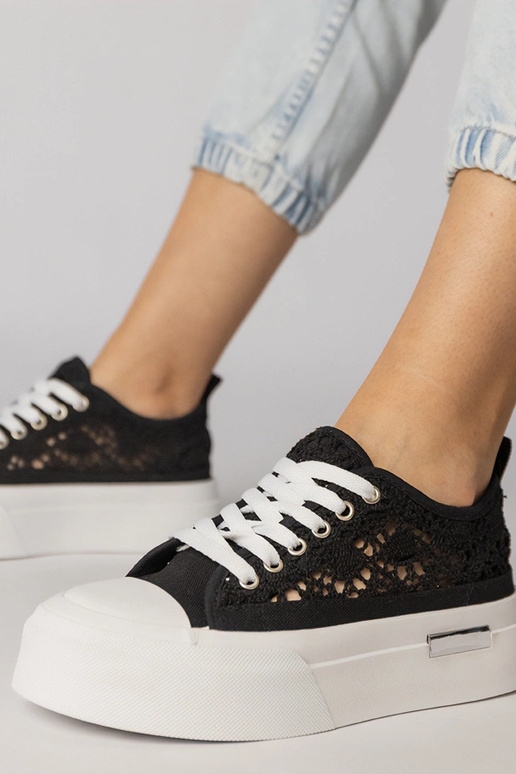 Schwarze luftige Damensportschuhe,...