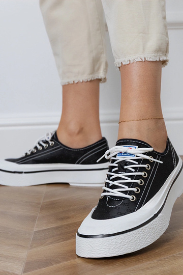 Baskets noires à plateforme...