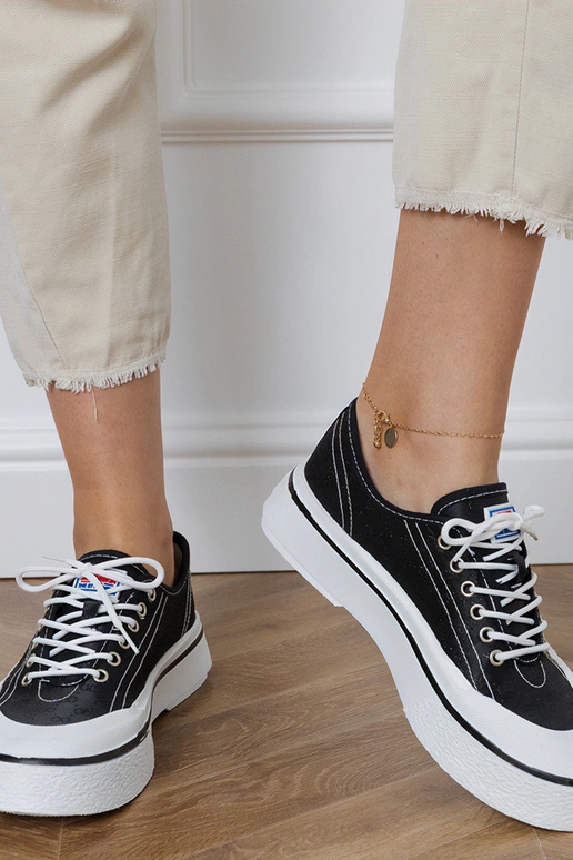 Baskets noires à plateforme pour...