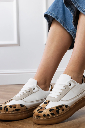 Witte sportschoenen met panterprint, „Meril" 2