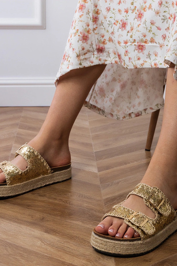 Gouden espadrilleslippers met glitter en gespen, „Induri"