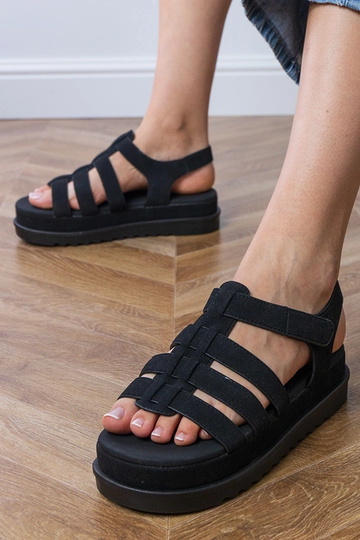 Schwarze Gladiatorensandalen auf Plattform, „Hartos" 2