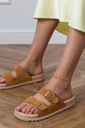 Rode platte slippers met... 2