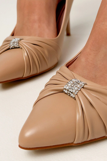 Braune klassische Sandalen...