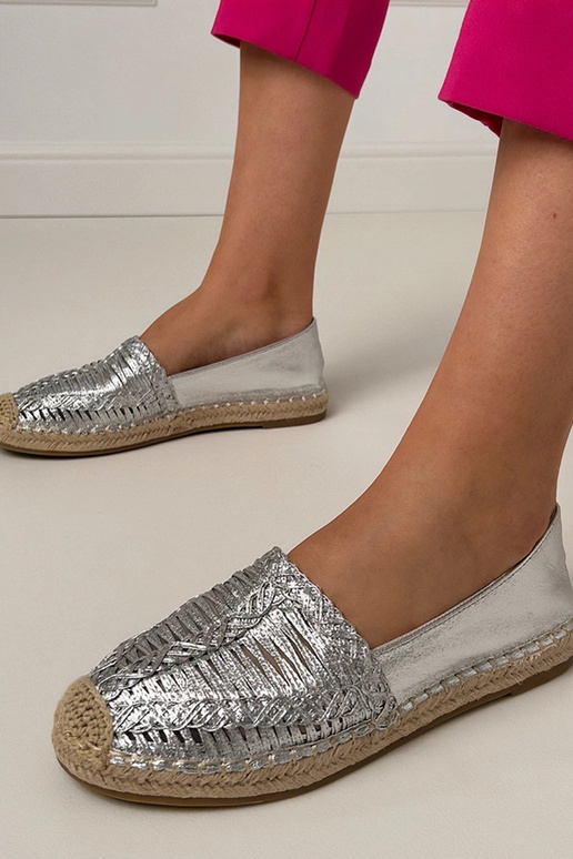 Zilveren opengewerkte espadrilles op...