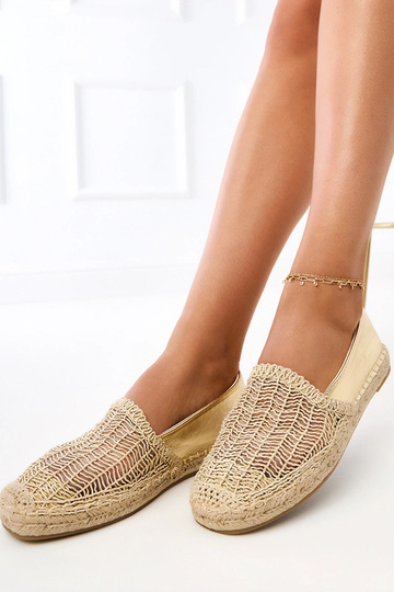 Espadrilles ajourées dorées... 2