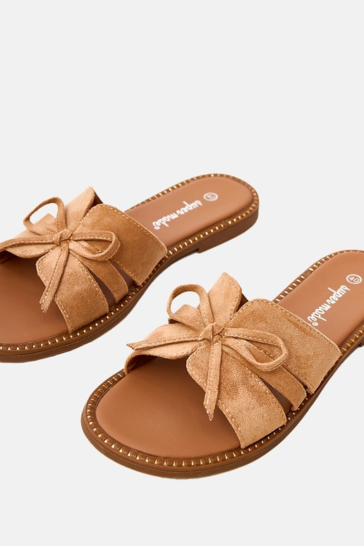 Bruine slippers met strik en...