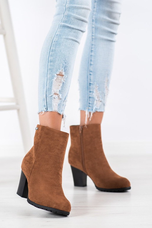 Bottines marron avec talons Bottines marron avec talons