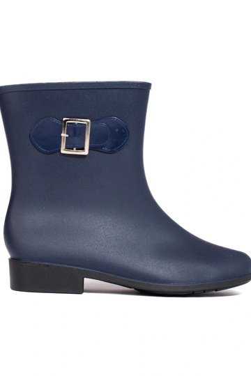 Marineblaue Gummistiefel...