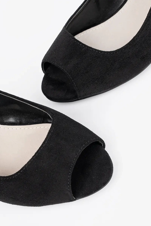 Sandales en daim avec talons