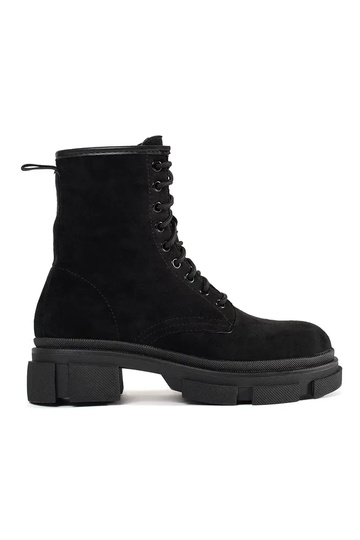 Bottines en daim noires