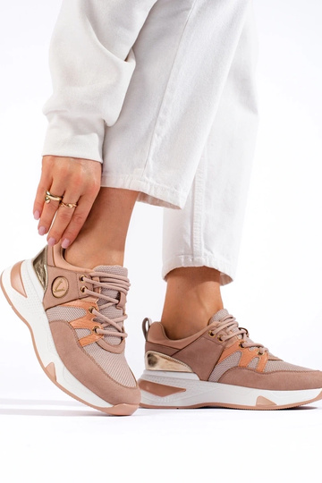 Baskets modèle chaussures... 2