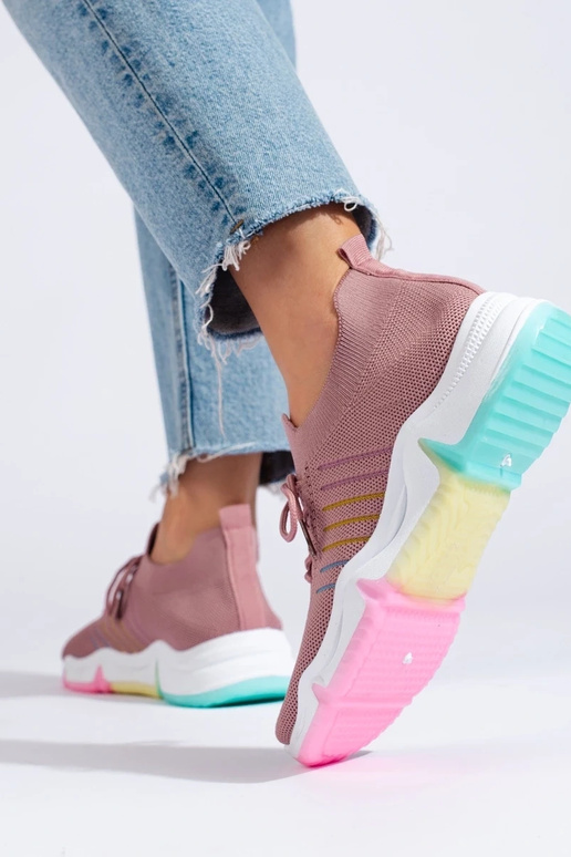 Sportliche Schuhe von Shelovet