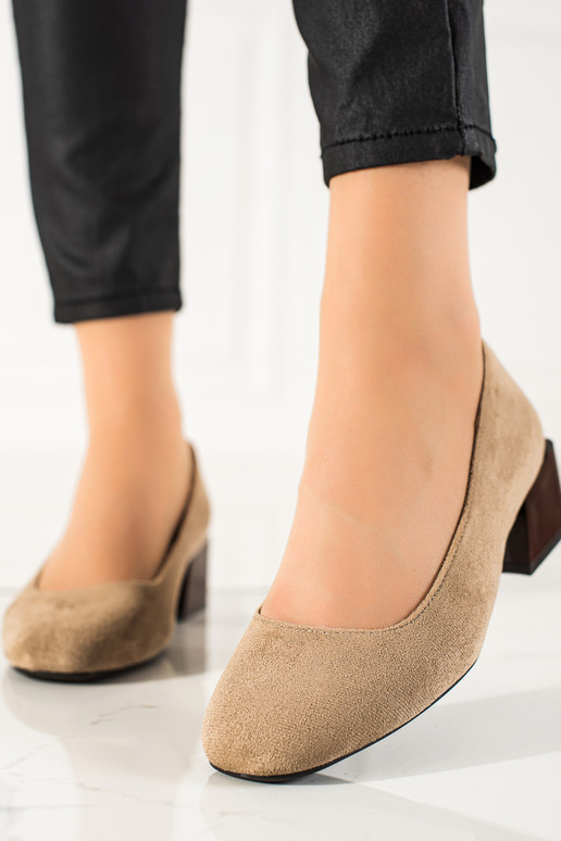 Talons hauts tendance couleur sable...