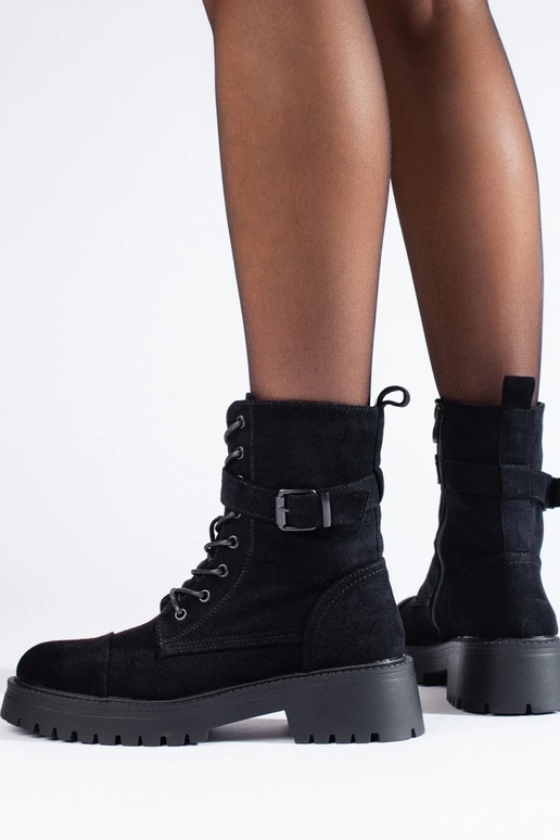 Suède veterboots met gespen Suède veterboots met gespen