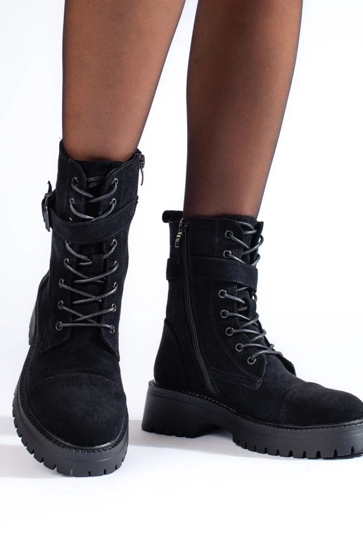 Suède veterboots met gespen Suède veterboots met gespen