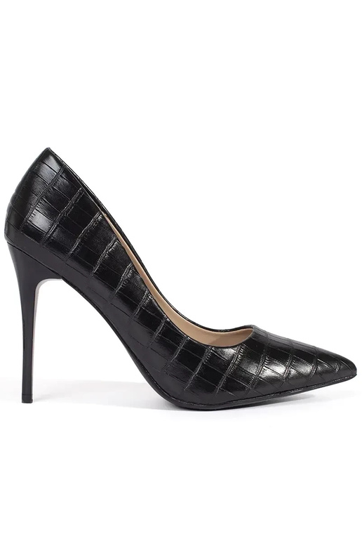 Schuhe mit dünnem Absatz von Shelovet... Schuhe mit dünnem Absatz von Shelovet...