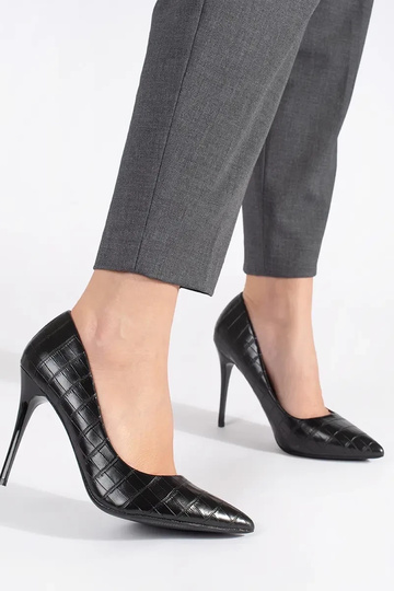 Chaussures à talon fin... 2