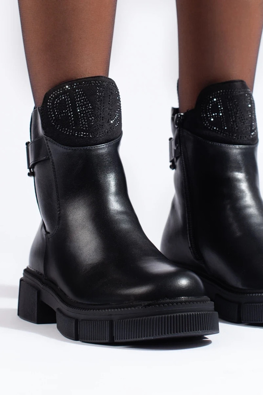 schwarze isolierte Damenschuhe schwarze isolierte Damenschuhe