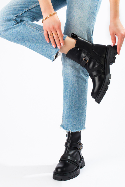 Bottines noires pour femmes avec... Bottines noires pour femmes avec...