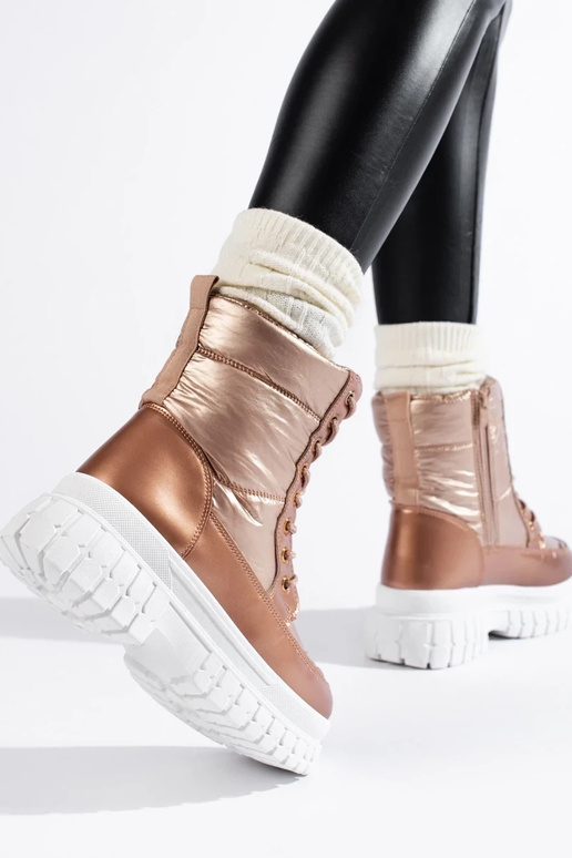 goudkleurige dames snowboots met veters goudkleurige dames snowboots met veters