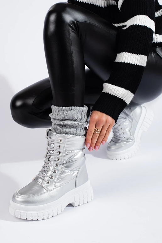 zilverkleurige dames snowboots met... zilverkleurige dames snowboots met...