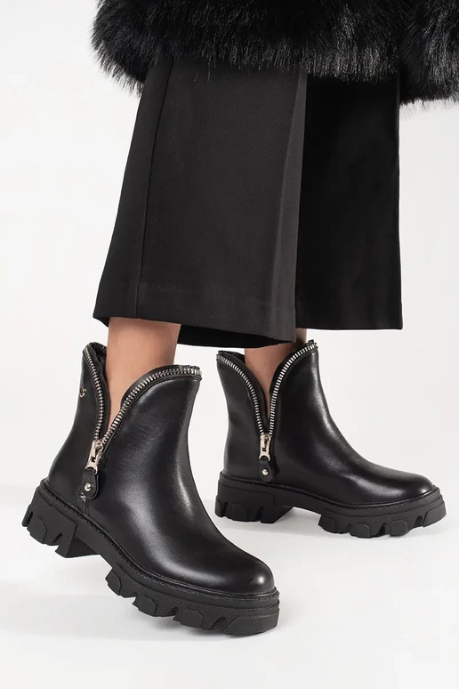 Damen Boots auf dicker Plattform