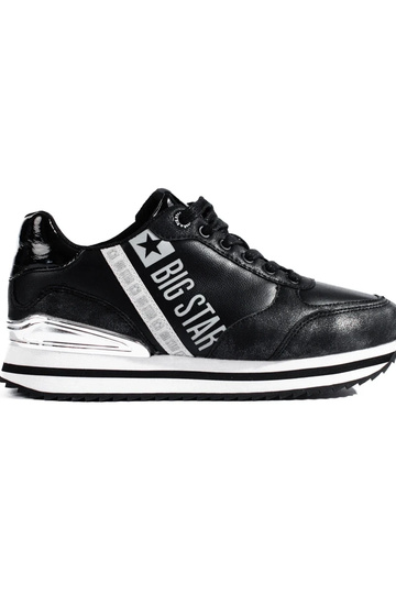 Big Star Sneakers model...