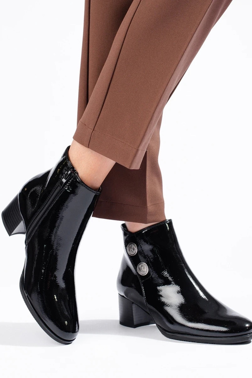 Chaussures classiques vernies à talons