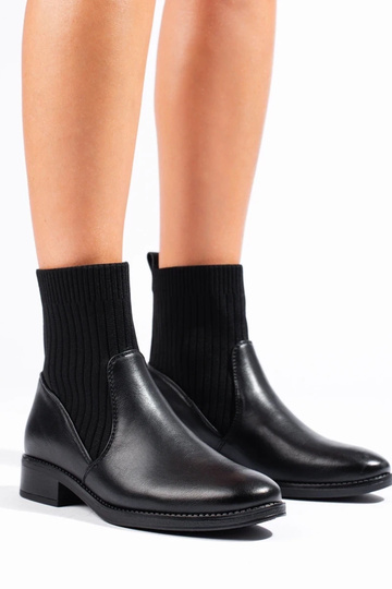 Chaussures plates avec un... 2