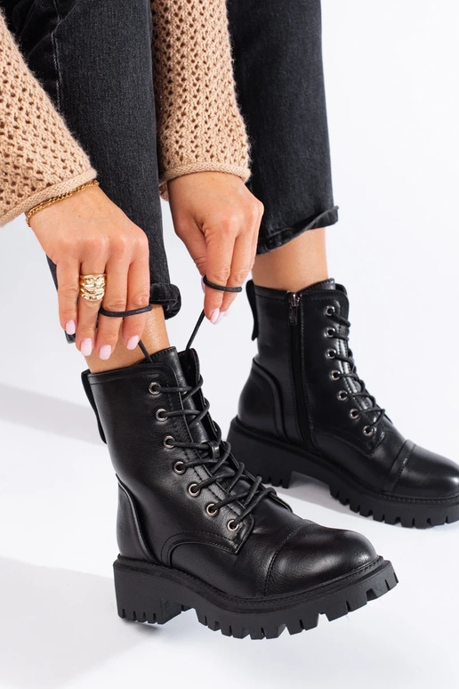 Schwarze Damenstiefel aus Öko-Leder