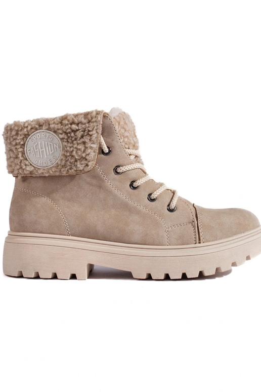 Sandfarbe Damen-Snowboots mit Fell. Sandfarbe Damen-Snowboots mit Fell.