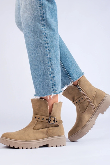 chaussures pour femmes... 2