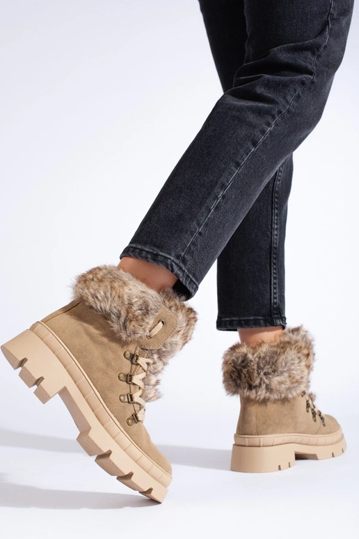 Schuhe für Damen mit braunem Fell